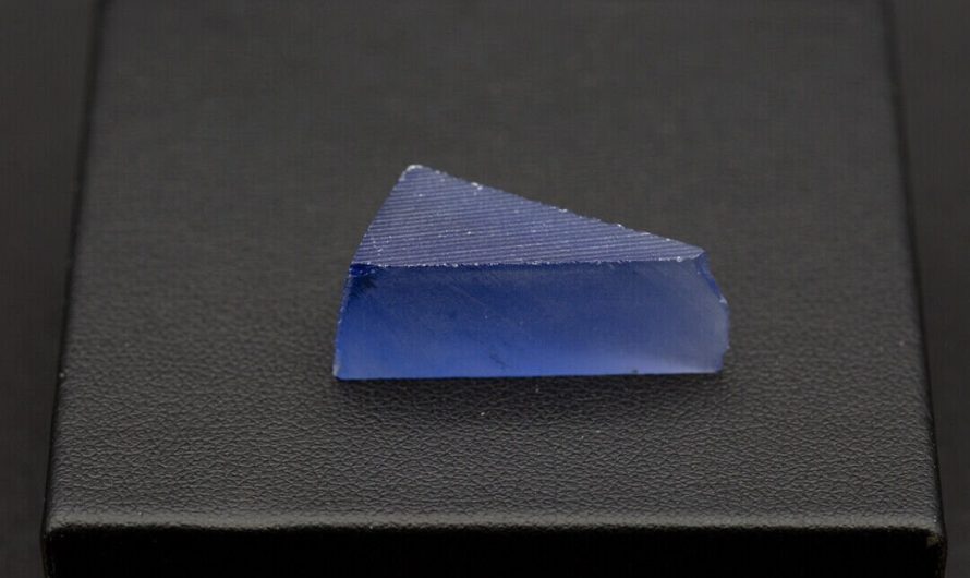 Synthetic Sapphire Market: Unlocking Opportunities in a Growing Industry