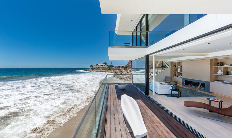 Modern Beach Houses: Redefining Coastal Living Trends and Innovations Shaping Modern Coastal Homes